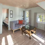 Kemp Topcamp Bie - *